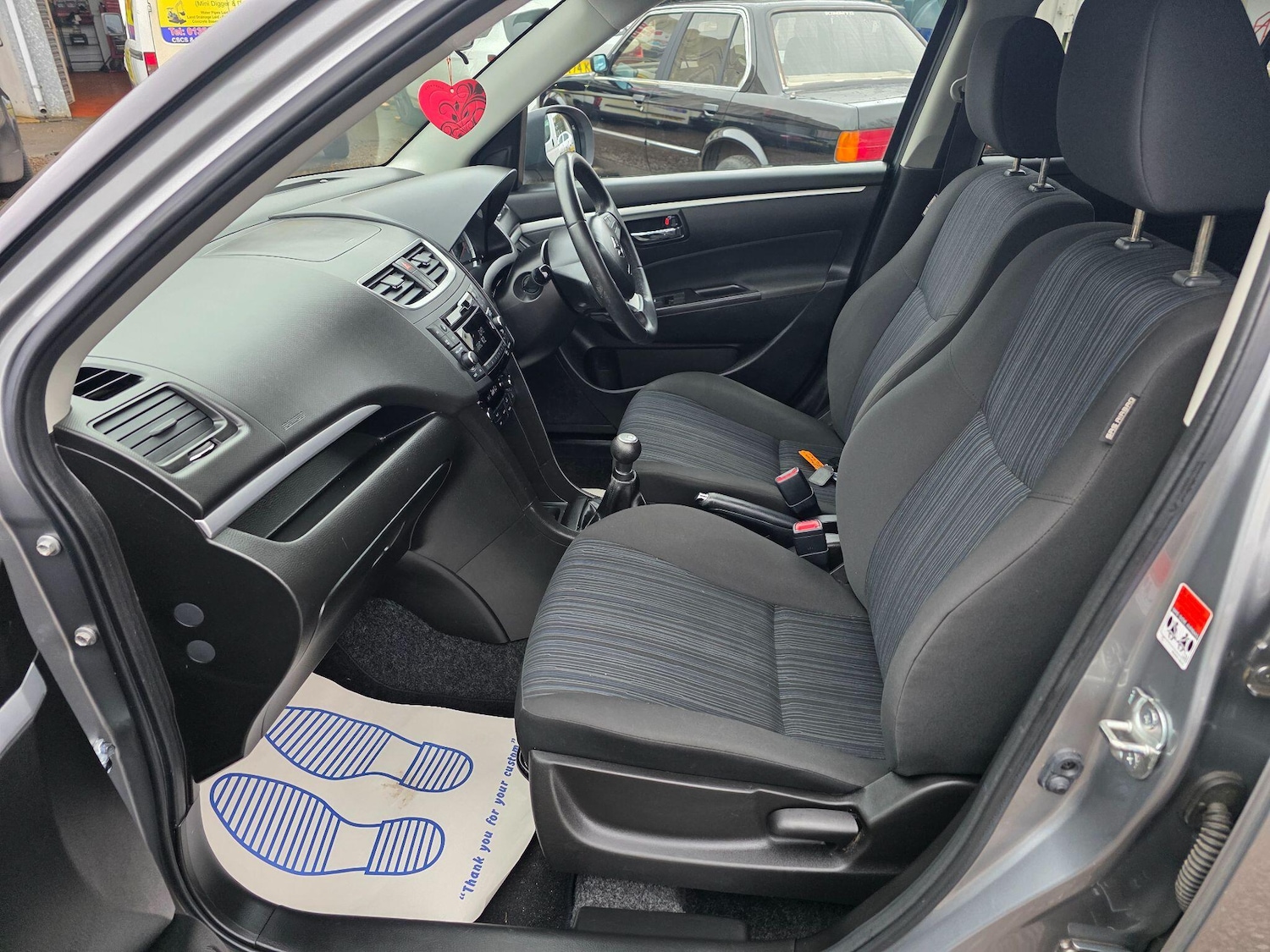 Used Suzuki Swift 2013 for sale - 77108934: Photo 44