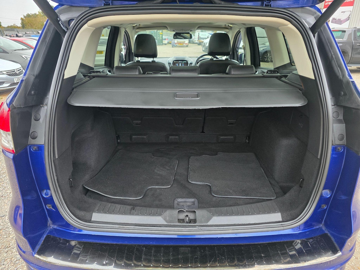 Used Ford Kuga 2016 for sale - 77109538: Photo 42