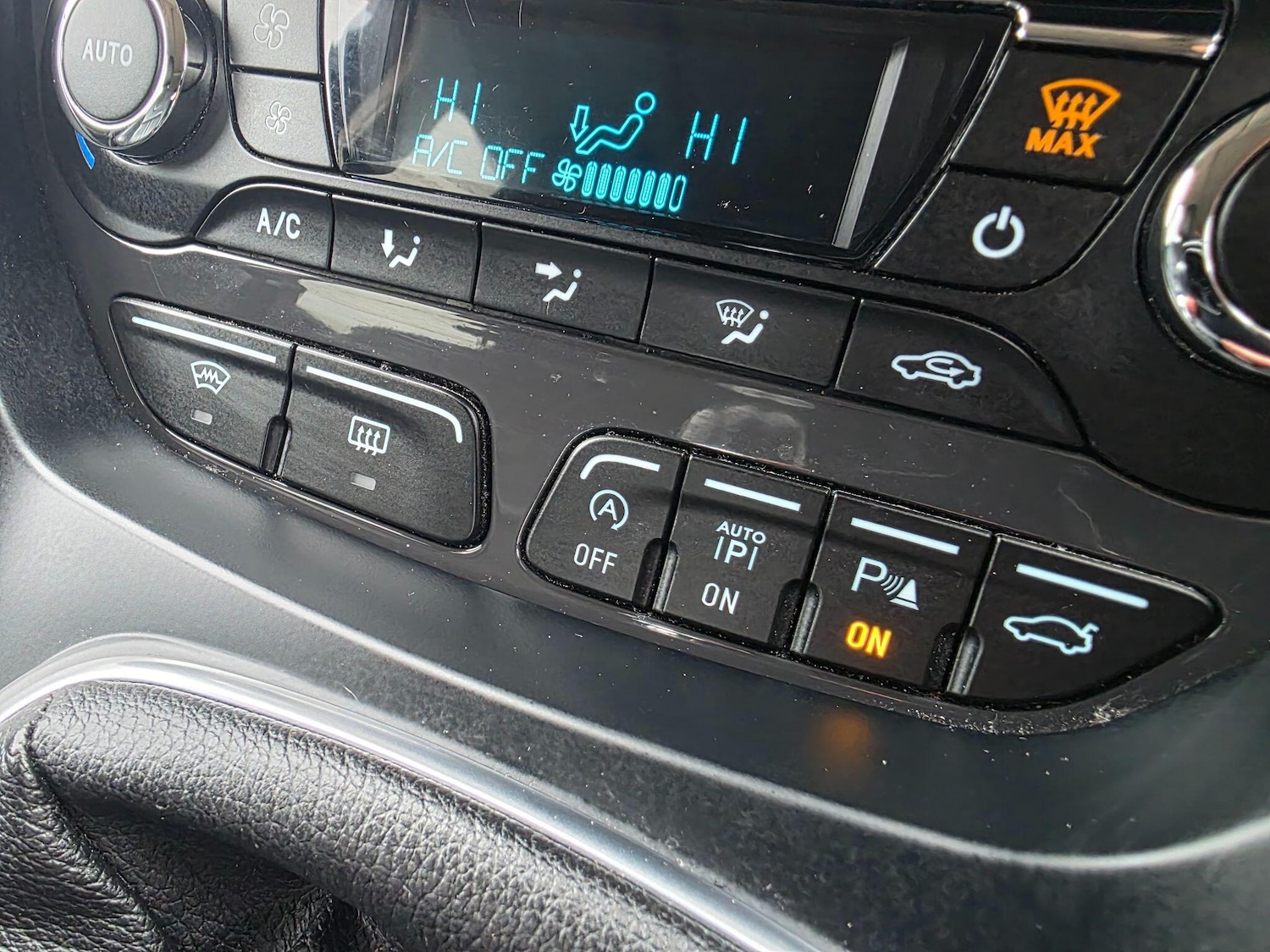 Used Ford Kuga 2016 for sale - 77109538: Photo 72