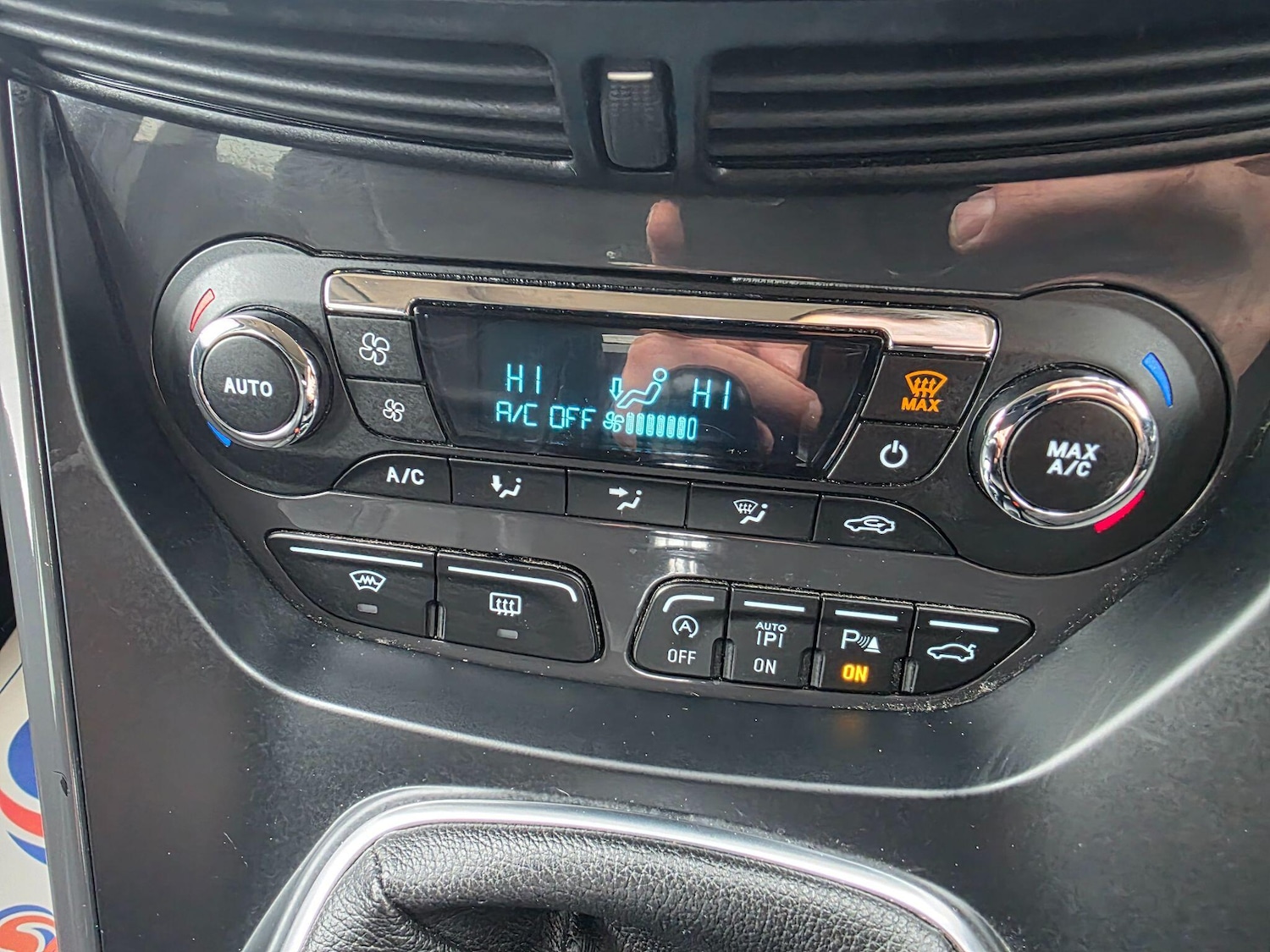 Used Ford Kuga 2016 for sale - 77109538: Photo 74