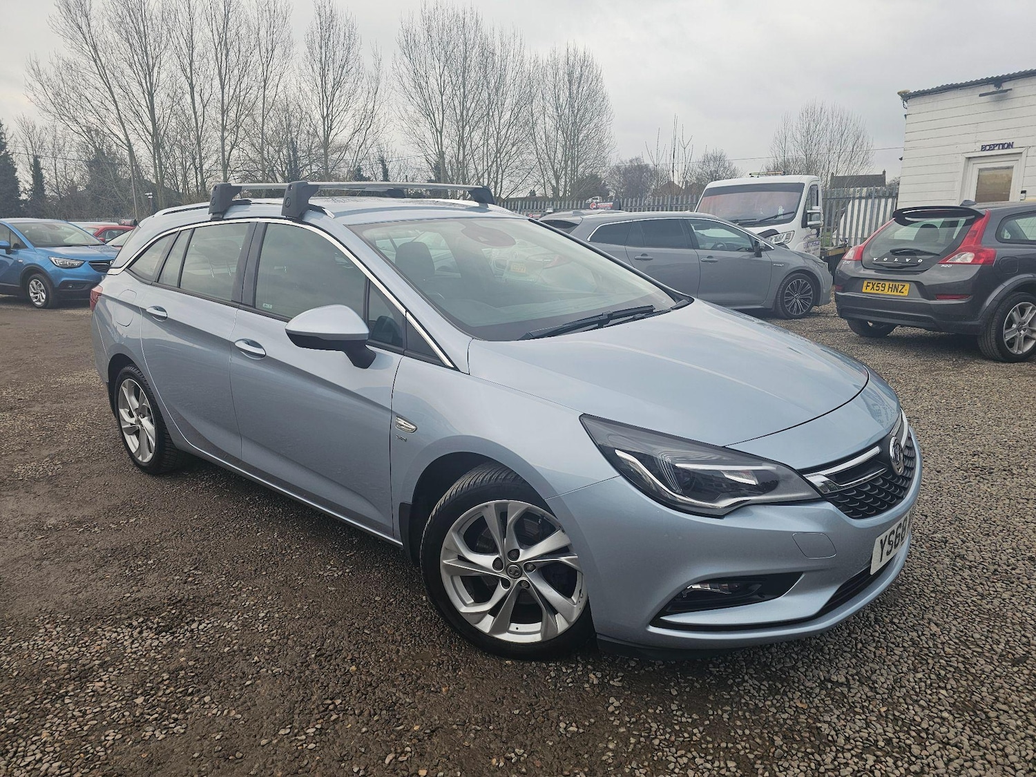 Used Vauxhall Astra 2018 for sale - 77109838: Photo 2