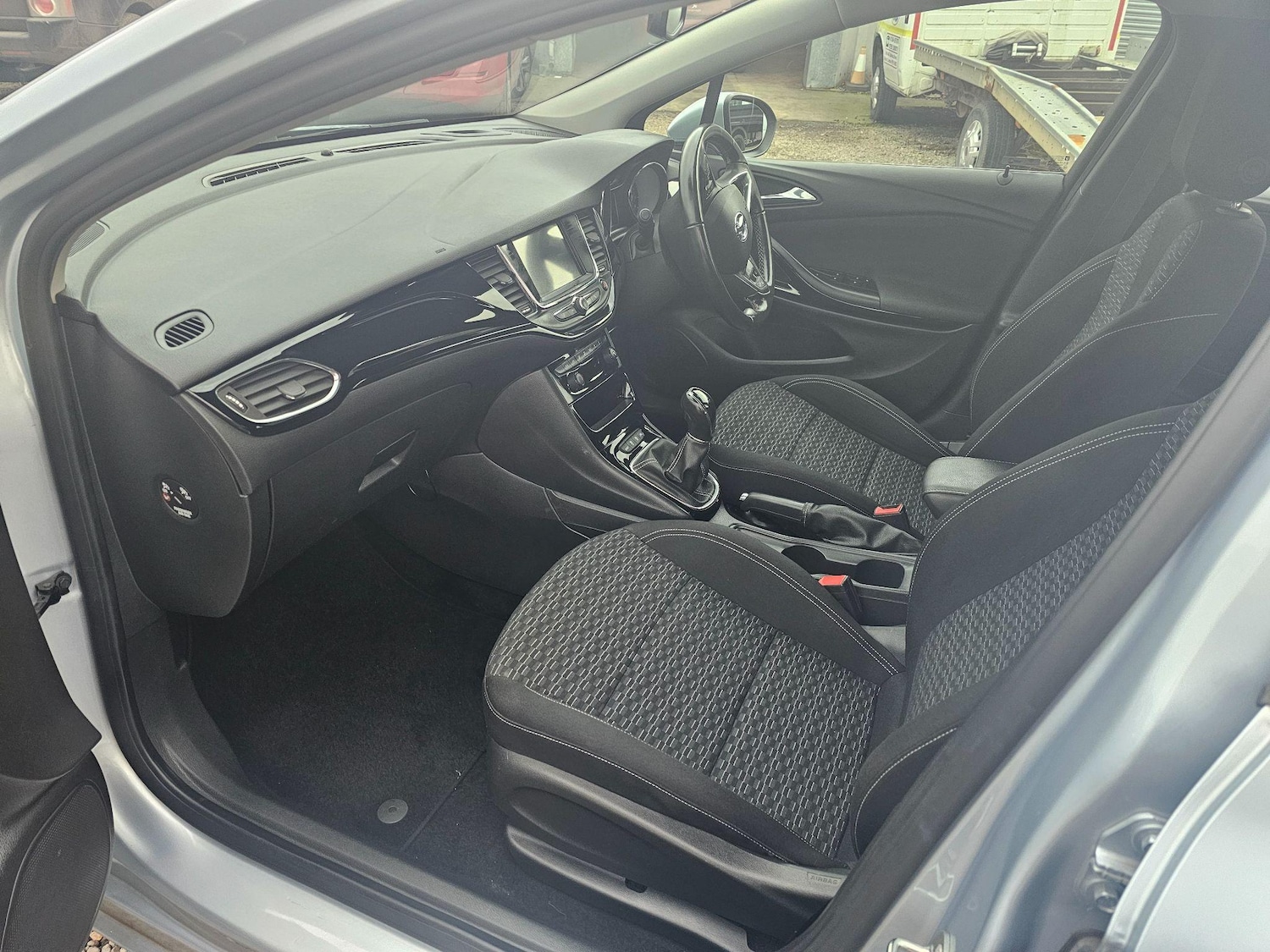 Used Vauxhall Astra 2018 for sale - 77109838: Photo 22