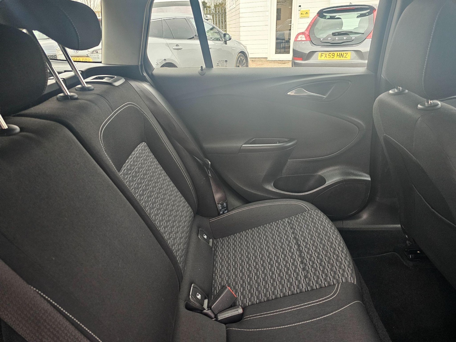 Used Vauxhall Astra 2018 for sale - 77109838: Photo 33