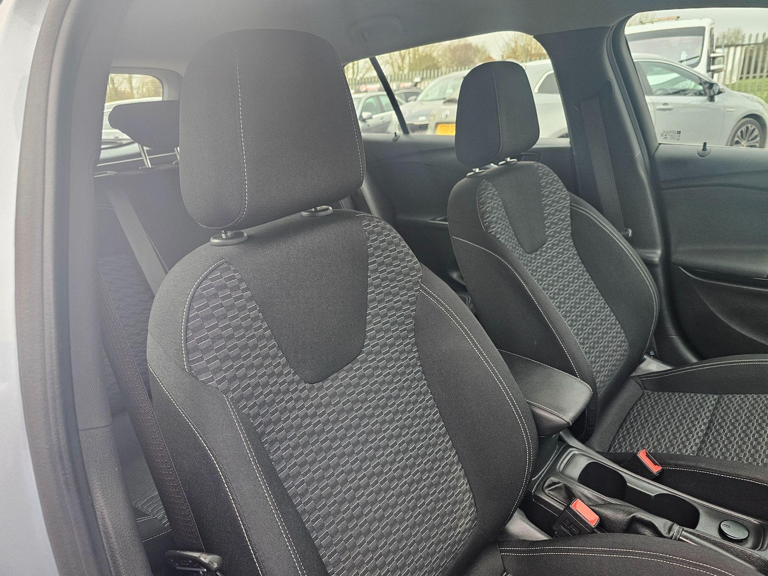 Used Vauxhall Astra 2018 for sale - 77109838: Photo 42