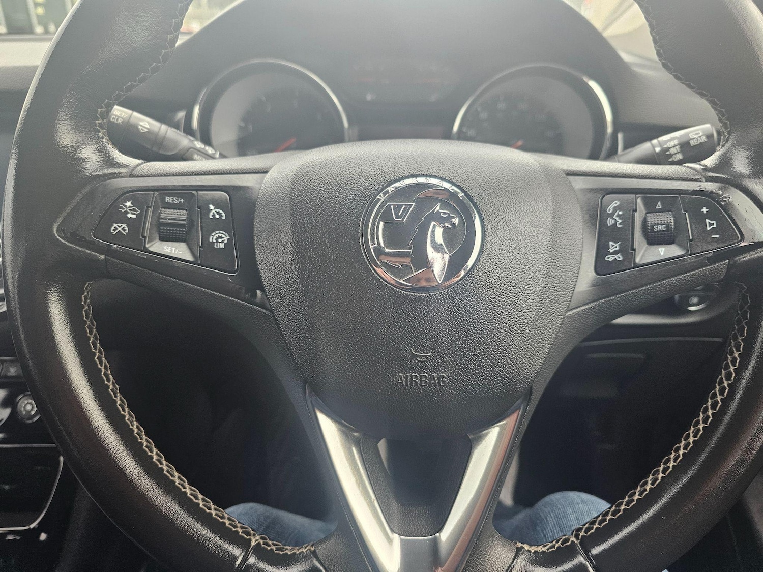 Used Vauxhall Astra 2018 for sale - 77109838: Photo 45