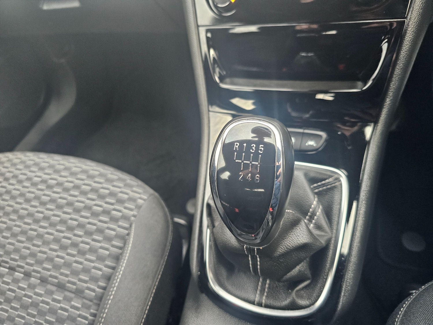 Used Vauxhall Astra 2018 for sale - 77109838: Photo 47