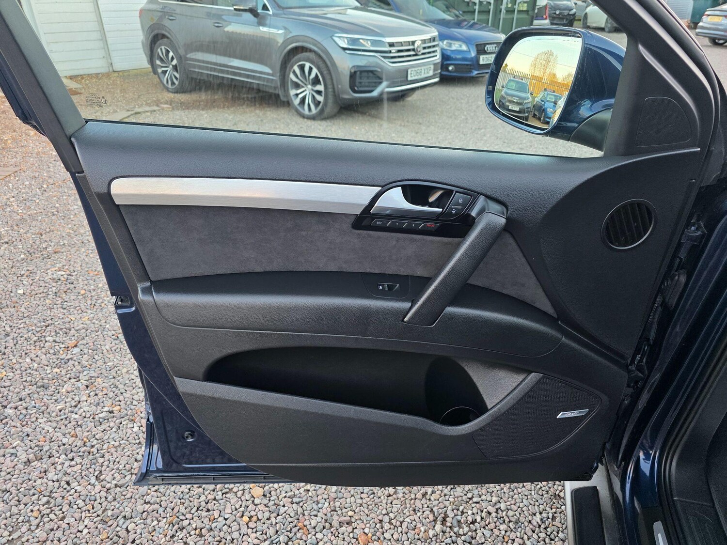 Used Audi Q7 2013 for sale - 77724086: Photo 47