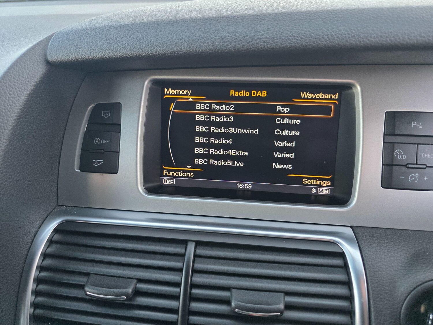 Used Audi Q7 2013 for sale - 77724086: Photo 56