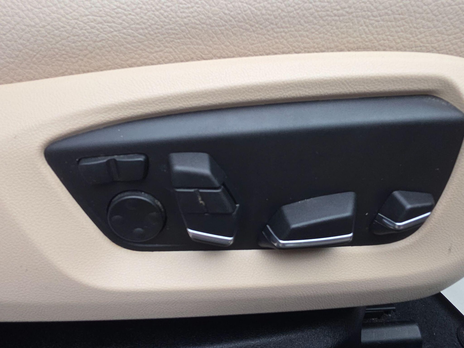 Used BMW 5 Series for sale - 77754286: Photo 32