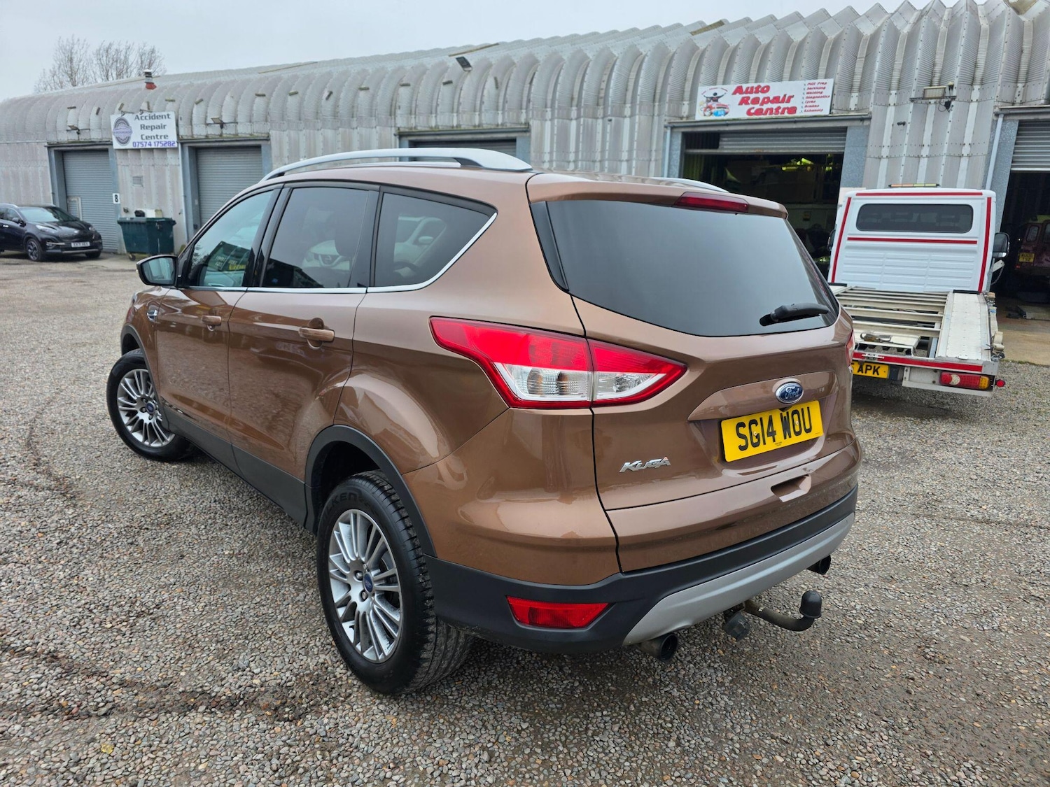 Used Ford Kuga 2014 for sale - 77440191: Photo 4