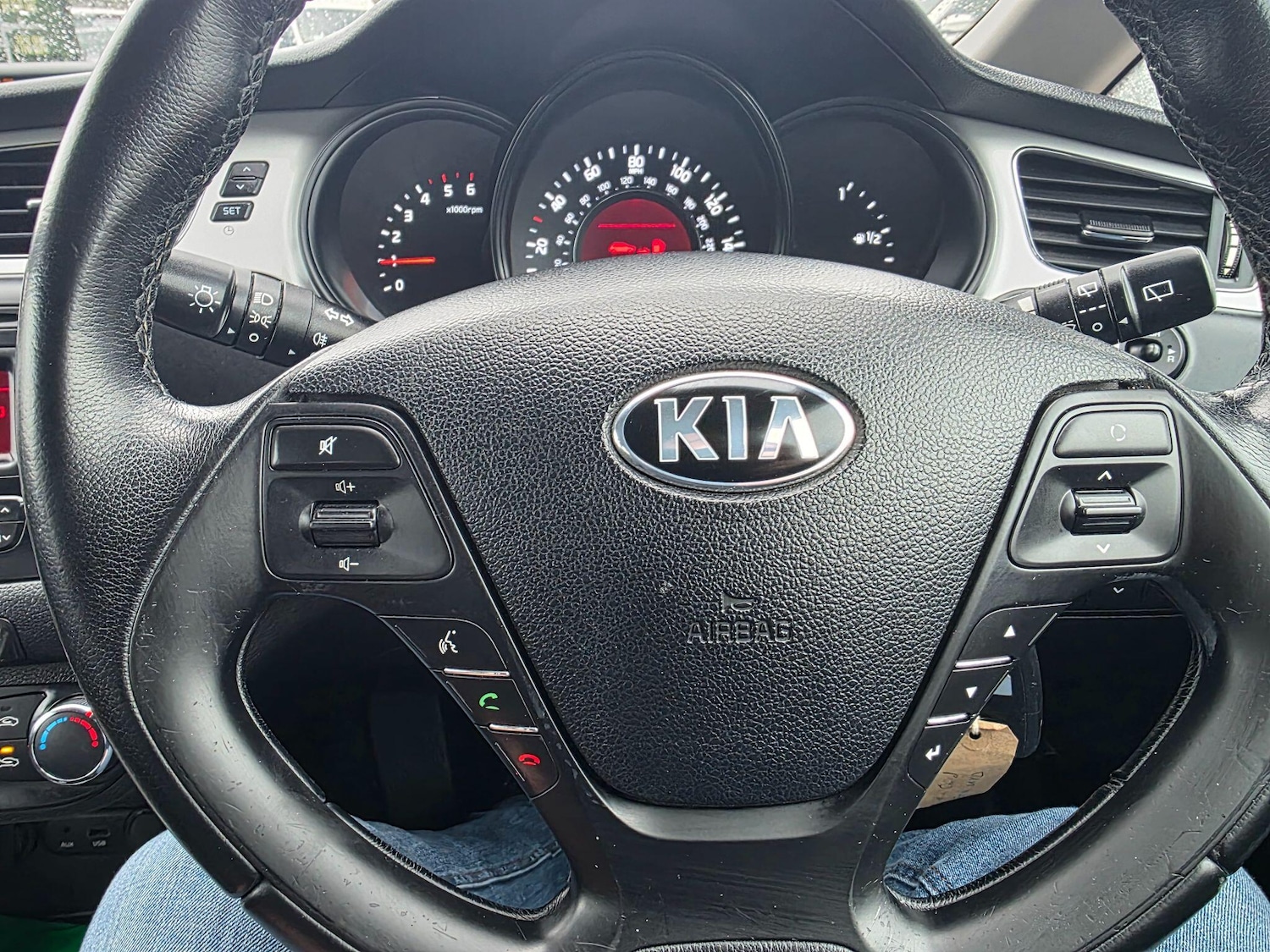 Used Kia Ceed 2014 for sale - 77559718: Photo 50