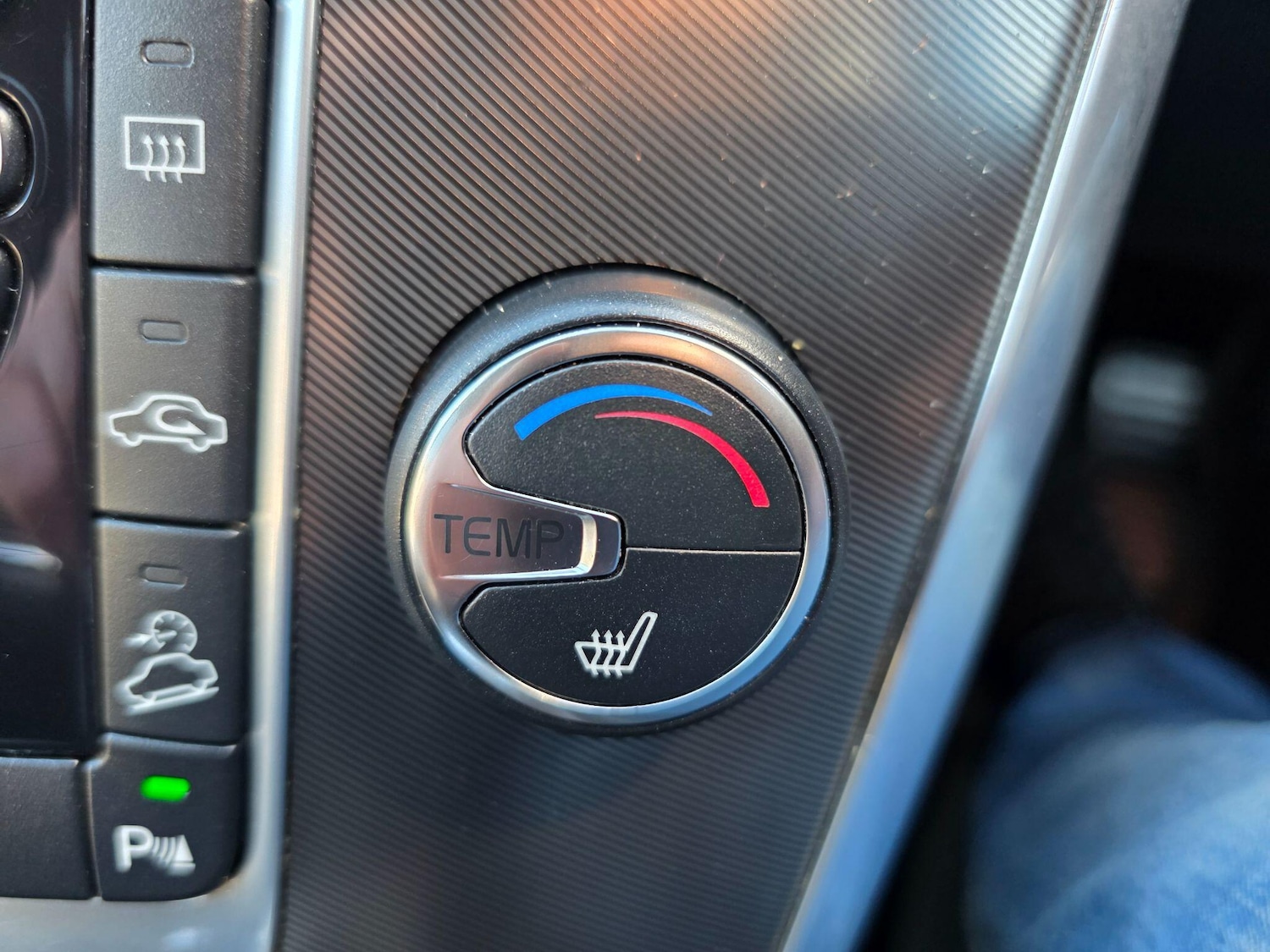 Used Volvo XC60 2013 for sale - 78072237: Photo 35