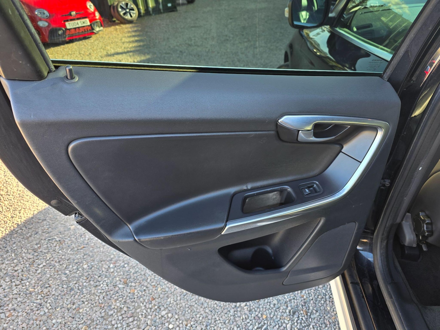 Used Volvo XC60 2013 for sale - 78072237: Photo 39