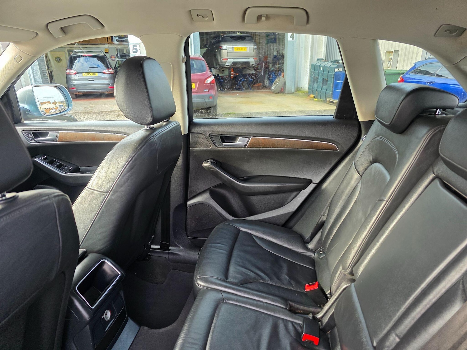 Used Audi Q5 2011 for sale - 77108779: Photo 17