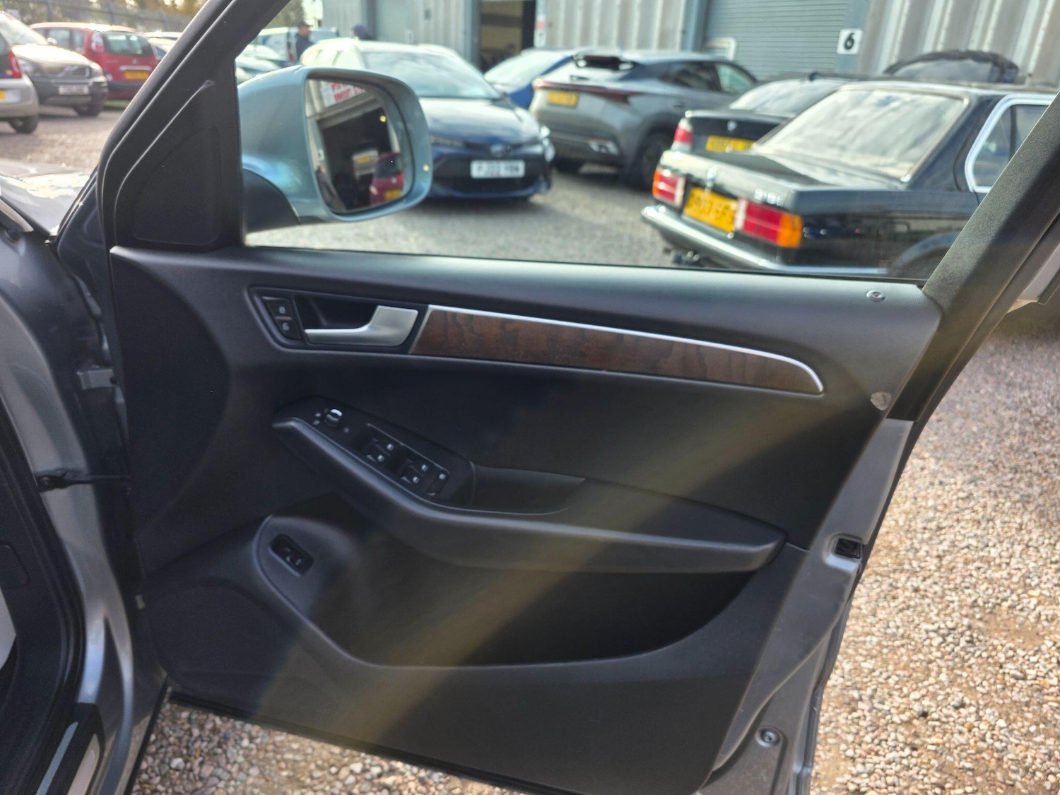 Used Audi Q5 2011 for sale - 77108779: Photo 32