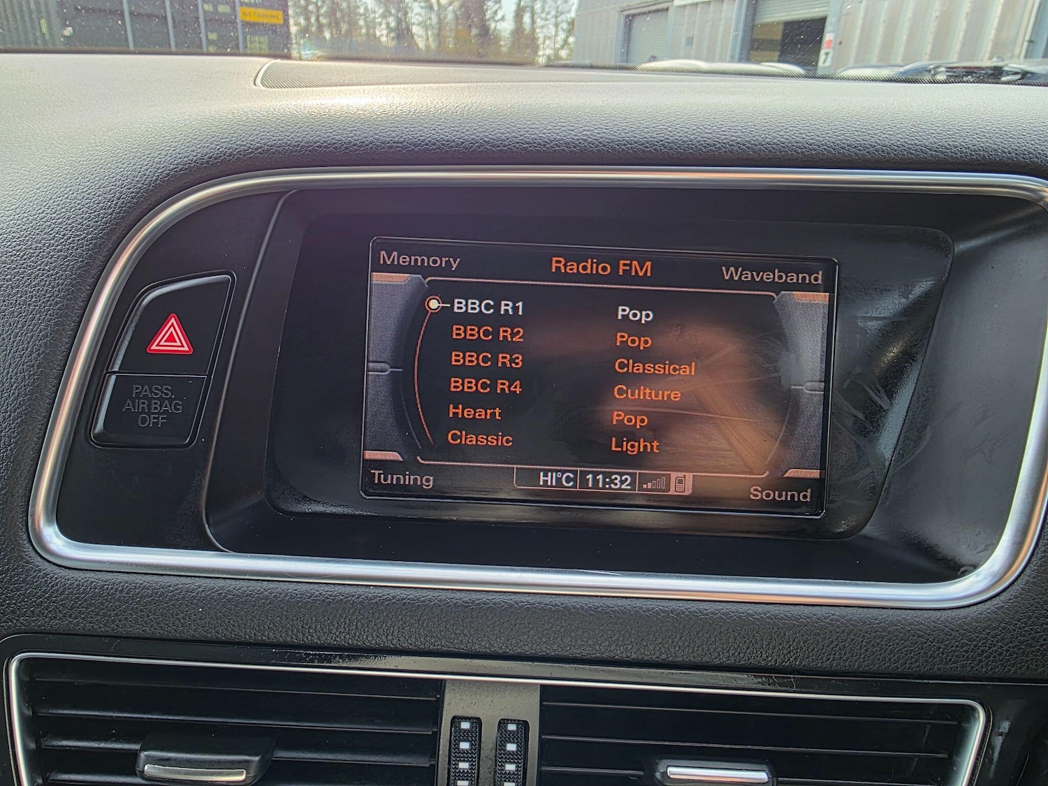 Used Audi Q5 2011 for sale - 77108779: Photo 37