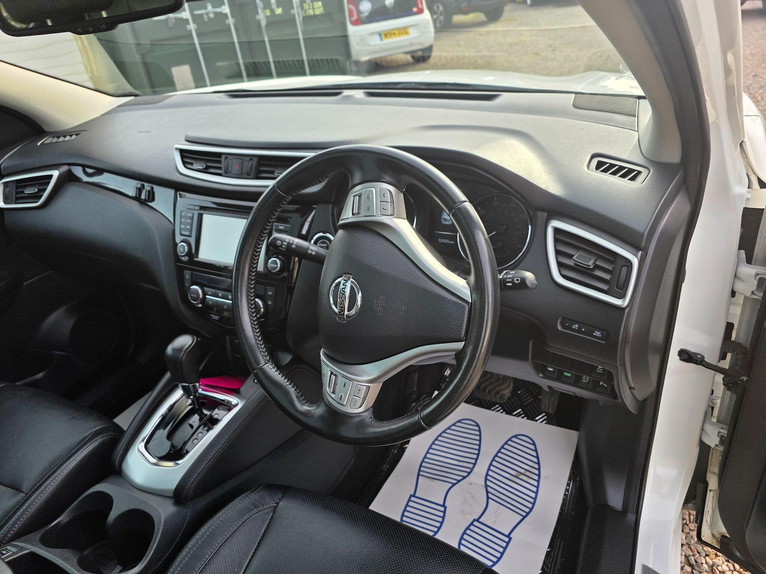 Used Nissan Qashqai 2014 for sale - 77611639: Photo 11