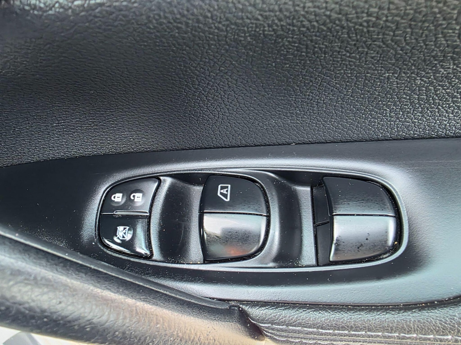 Used Nissan Qashqai 2014 for sale - 77611639: Photo 30