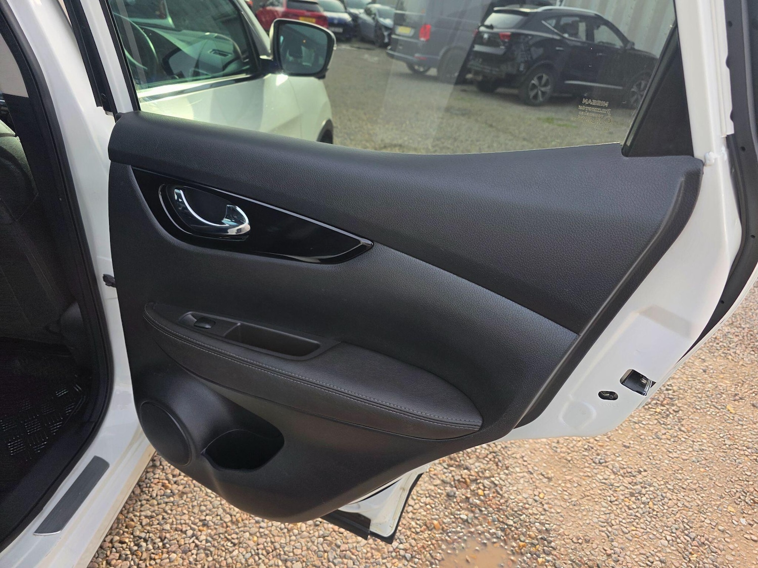 Used Nissan Qashqai 2014 for sale - 77611639: Photo 35