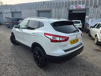 Used Nissan Qashqai 2014 for sale - 77611639: Photo