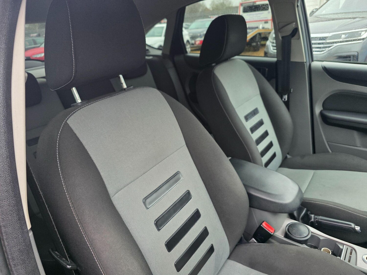 Used Ford Focus 2011 for sale - 77456180: Photo 16