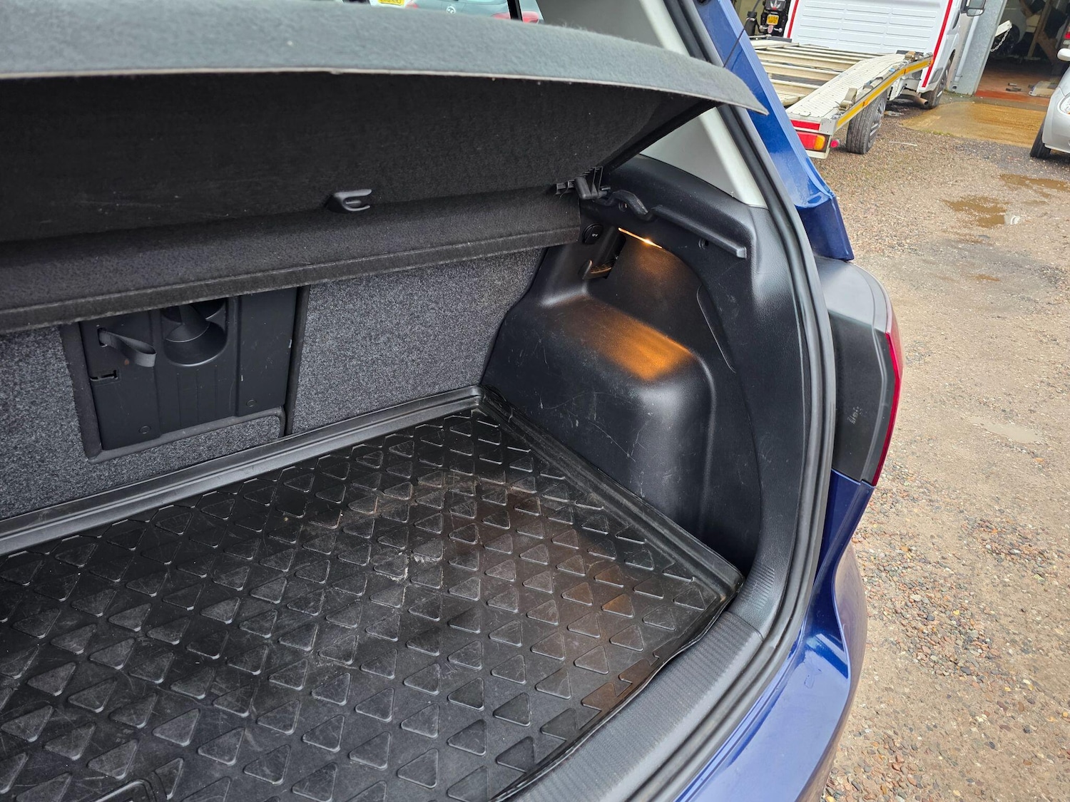 Used Volkswagen Golf Plus 2012 for sale - 77278821: Photo 22