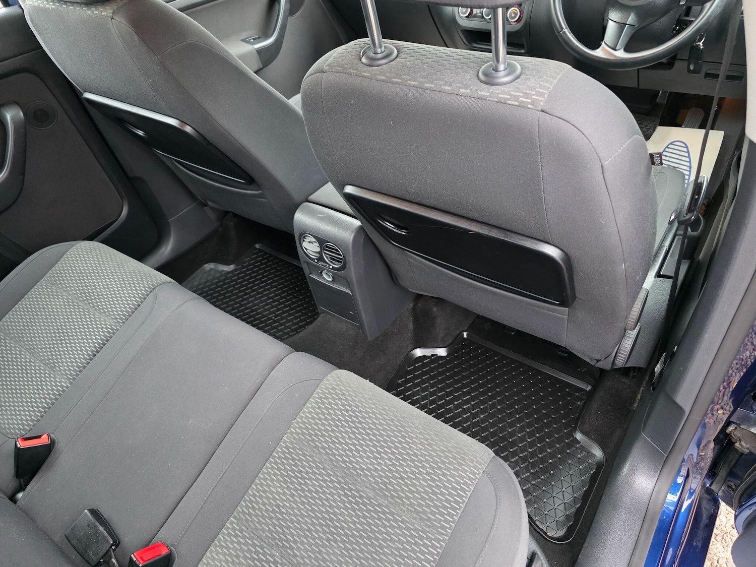 Used Volkswagen Golf Plus 2012 for sale - 77278821: Photo 30