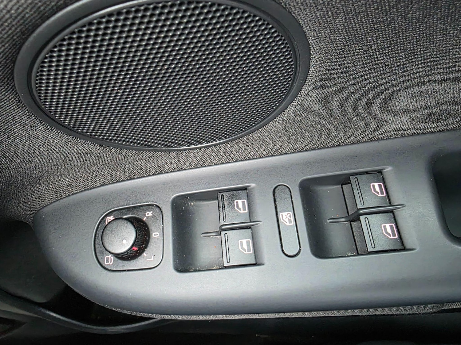 Used Volkswagen Golf Plus 2012 for sale - 77278821: Photo 43