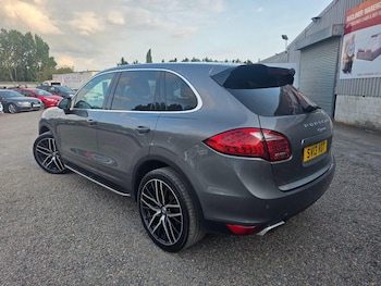 Used Porsche Cayenne 2013 for sale - 79374466: Photo