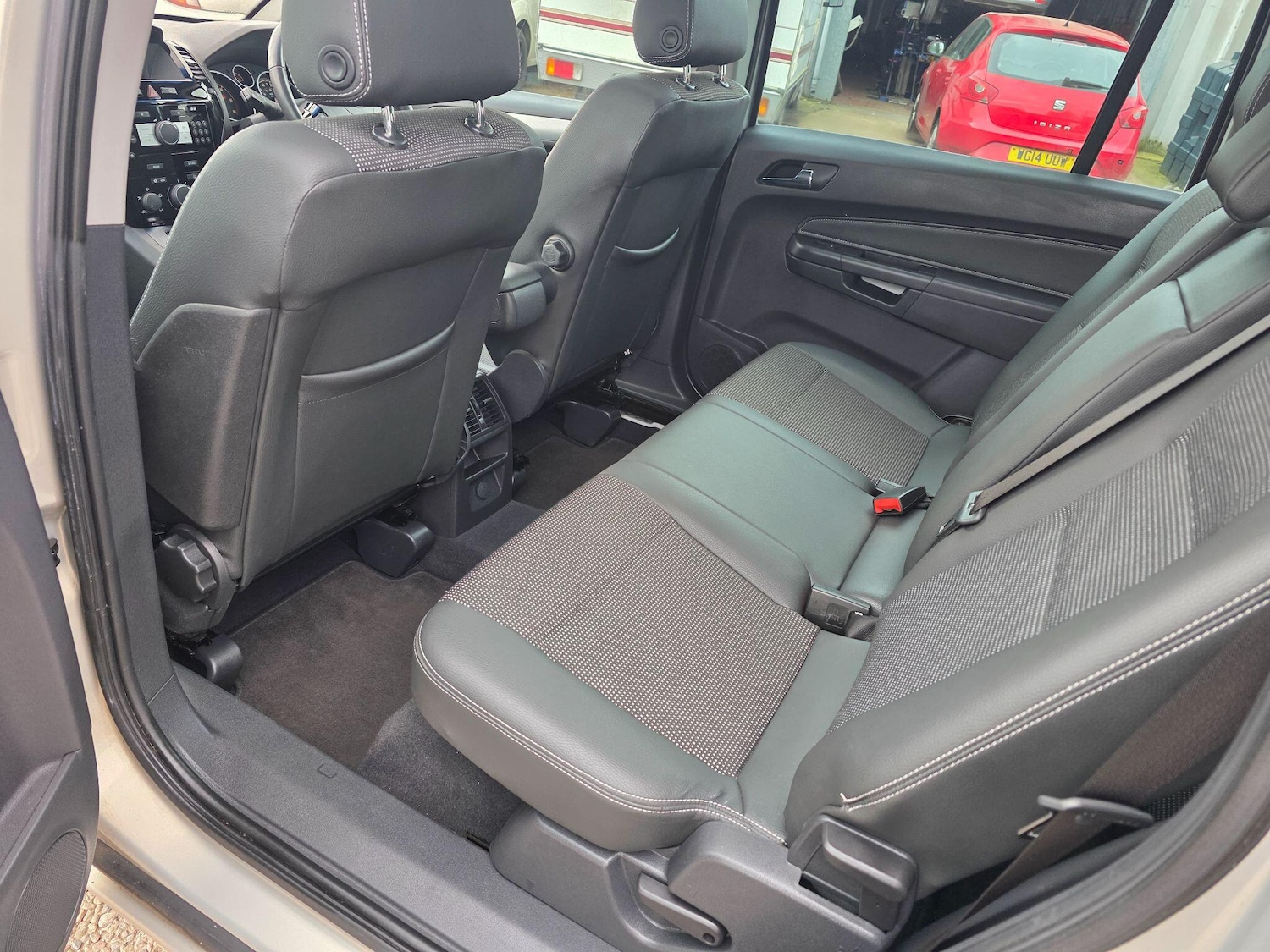 Used Vauxhall Zafira 2009 for sale - 77853536: Photo 22