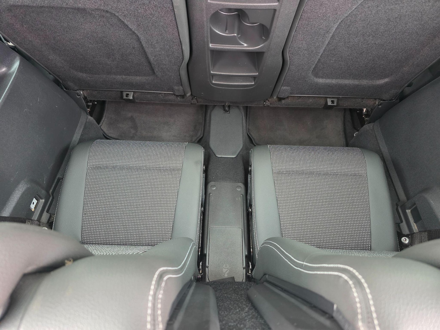 Used Vauxhall Zafira 2009 for sale - 77853536: Photo 26