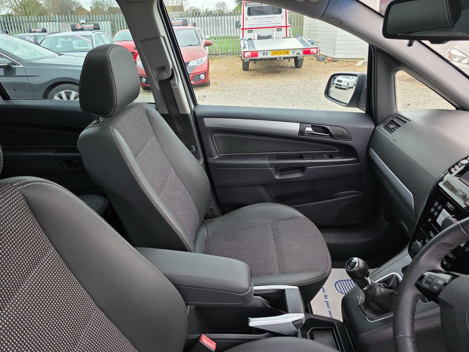 Used Vauxhall Zafira 2009 for sale - 77853536: Photo 58