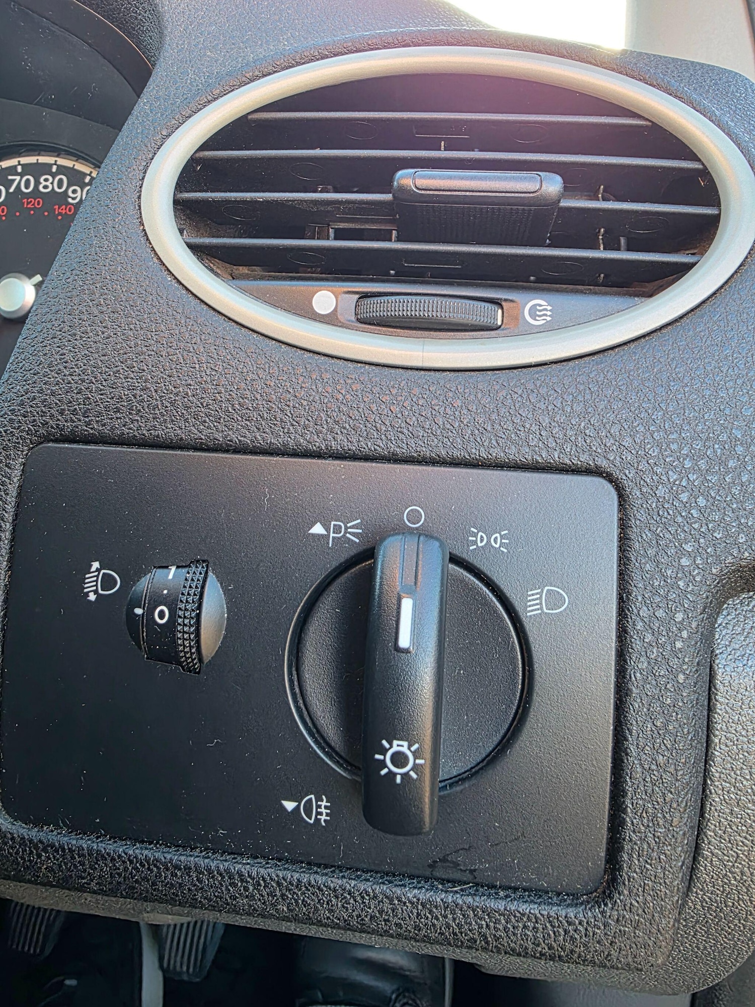 Used Ford Focus 2006 for sale - 77109426: Photo 25