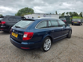 Used Skoda Superb 2014 for sale - 78934511: Photo