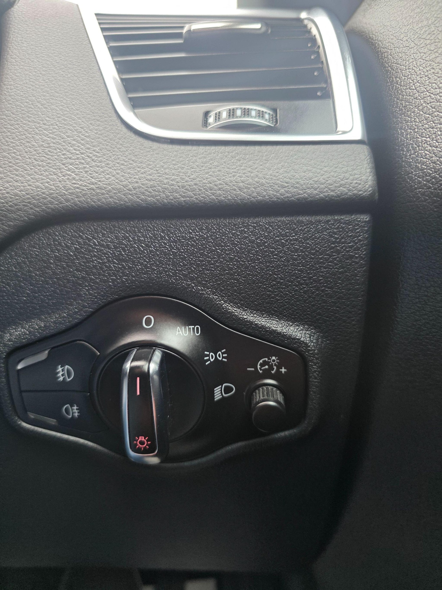 Used Audi Q5 2013 for sale - 78047088: Photo 28