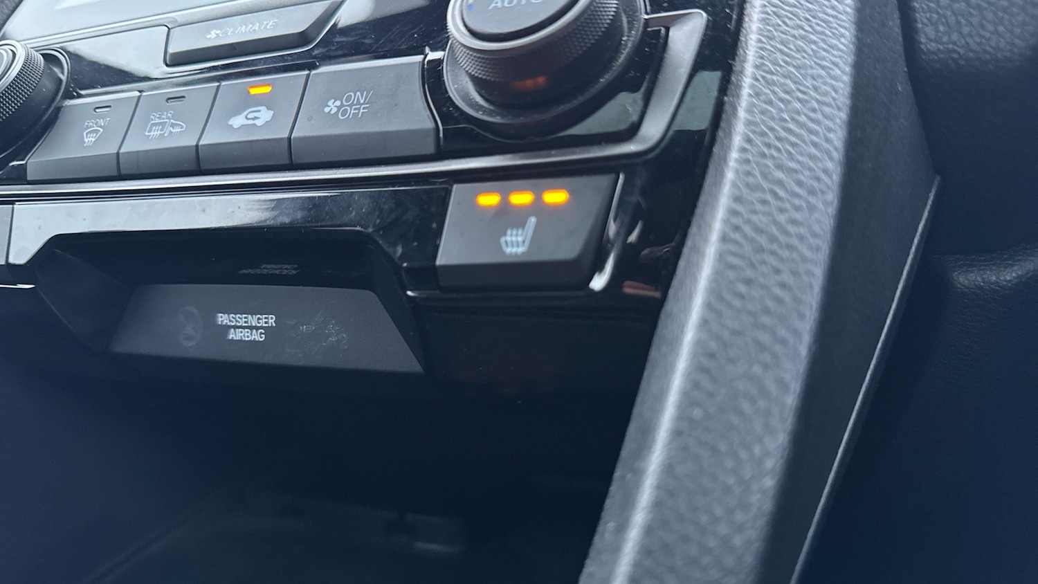 Used Honda Civic 2019 for sale - 77530177: Photo 29