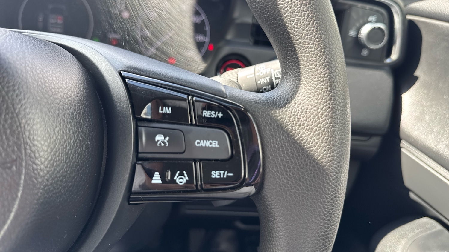 Used Honda HR-V 2023 for sale - 76102781: Photo 14