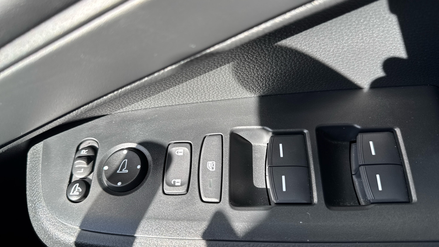 Used Honda HR-V 2023 for sale - 76102781: Photo 15