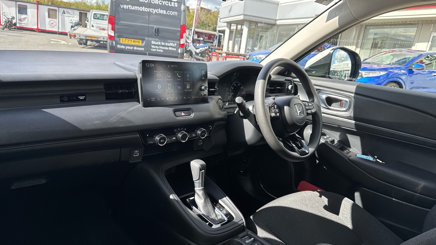 Used Honda HR-V 2023 for sale - 76102781: Photo 2