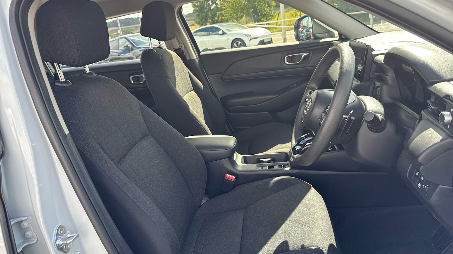 Used Honda HR-V 2023 for sale - 76102781: Photo 30