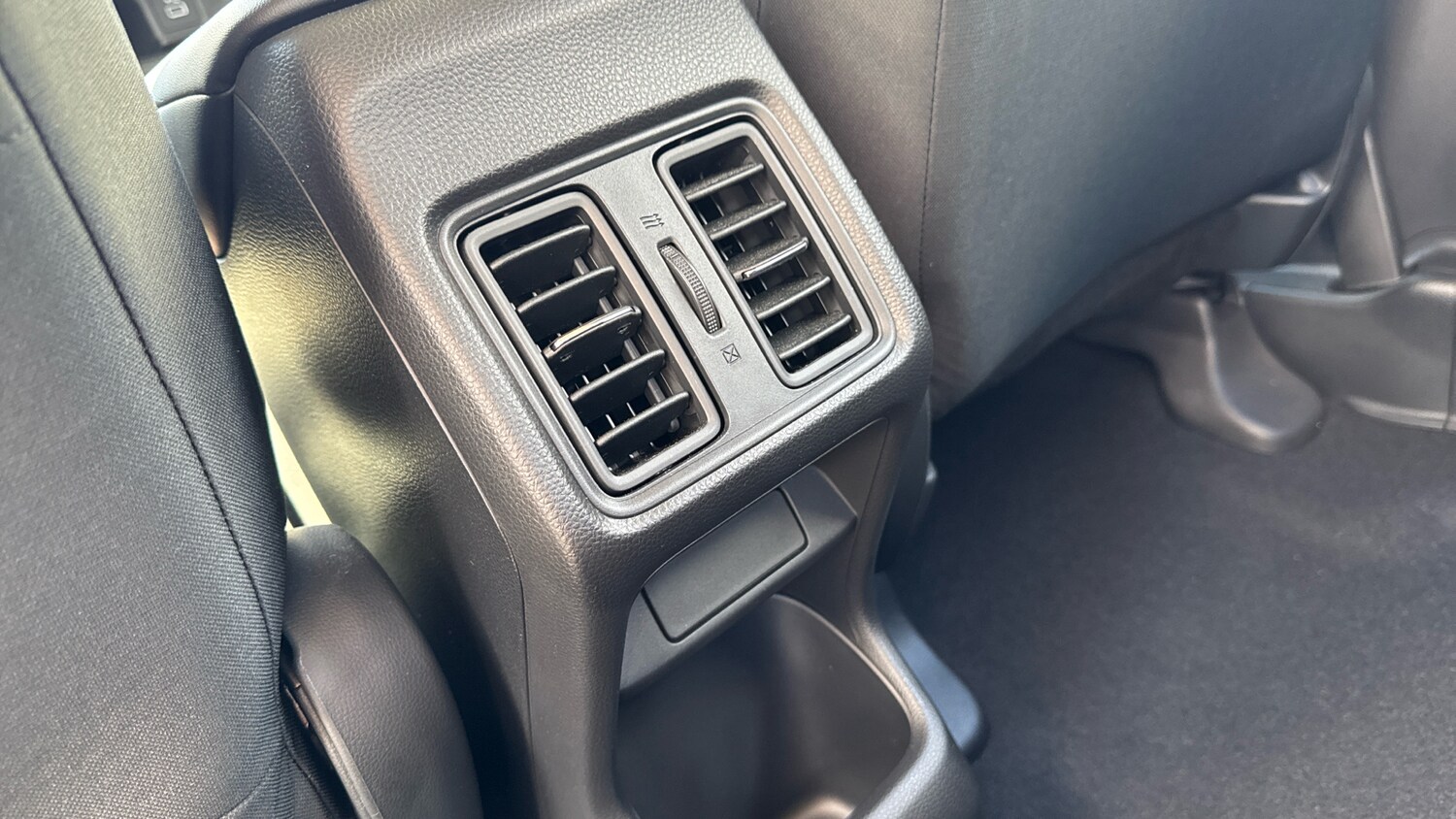 Used Honda HR-V 2023 for sale - 76102781: Photo 42