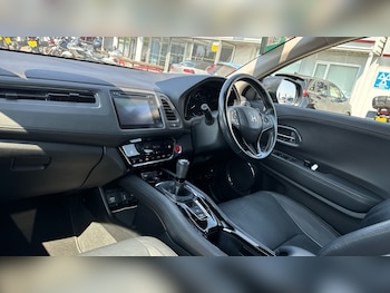 Used Honda HR-V 2020 for sale - 79162403: Photo