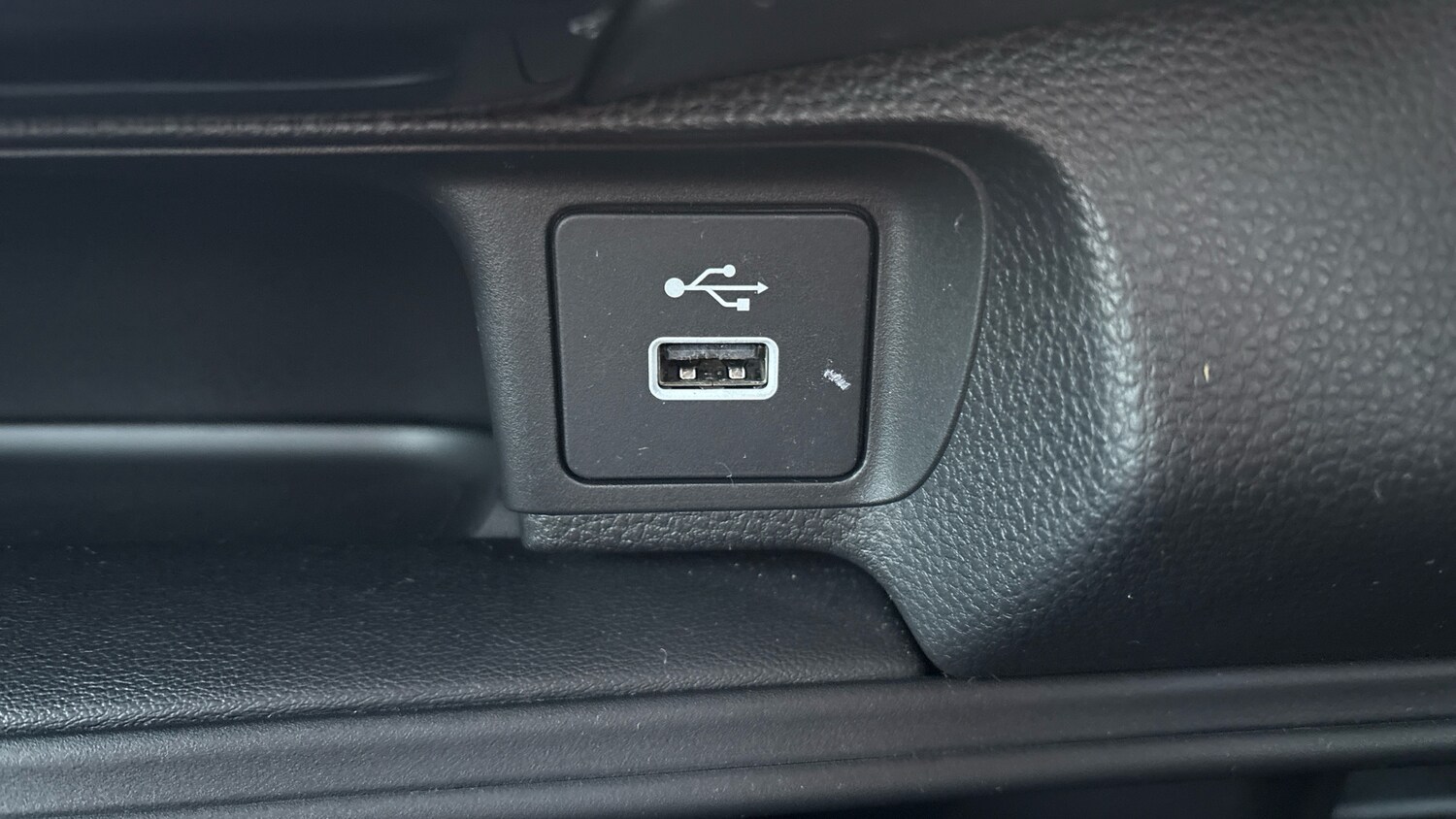 Used Honda HR-V 2022 for sale - 76391643: Photo 22