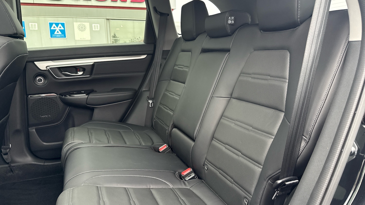 Used Honda CR-V 2023 for sale - 76274369: Photo 8