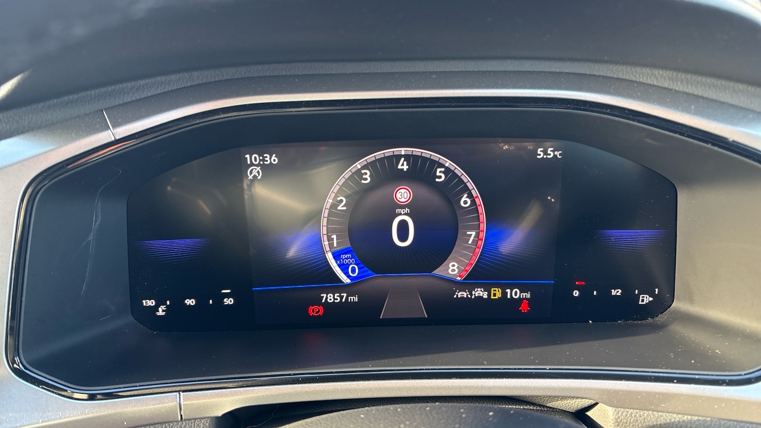 Used Volkswagen T-Roc 2025 for sale - 76860204: Photo 18