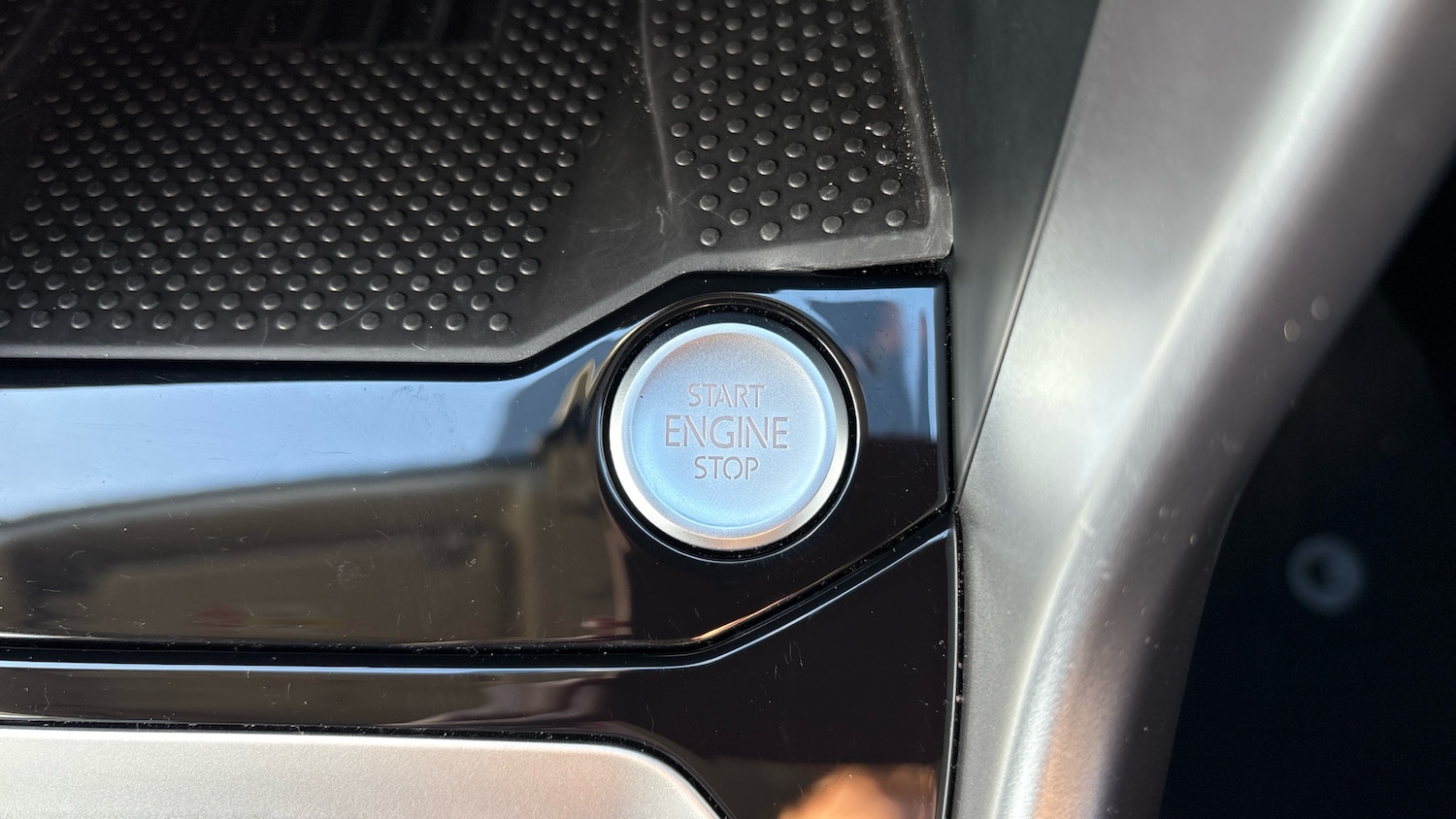 Used Volkswagen T-Roc 2025 for sale - 76860204: Photo 37