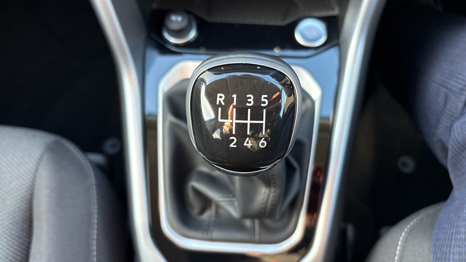 Used Volkswagen T-Roc 2025 for sale - 76860204: Photo 38