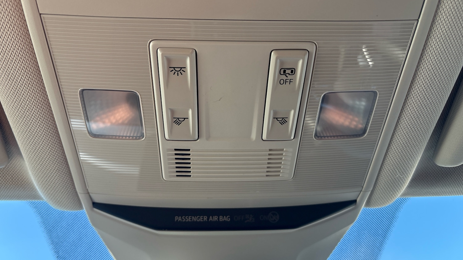 Used Volkswagen T-Roc 2025 for sale - 76860204: Photo 42