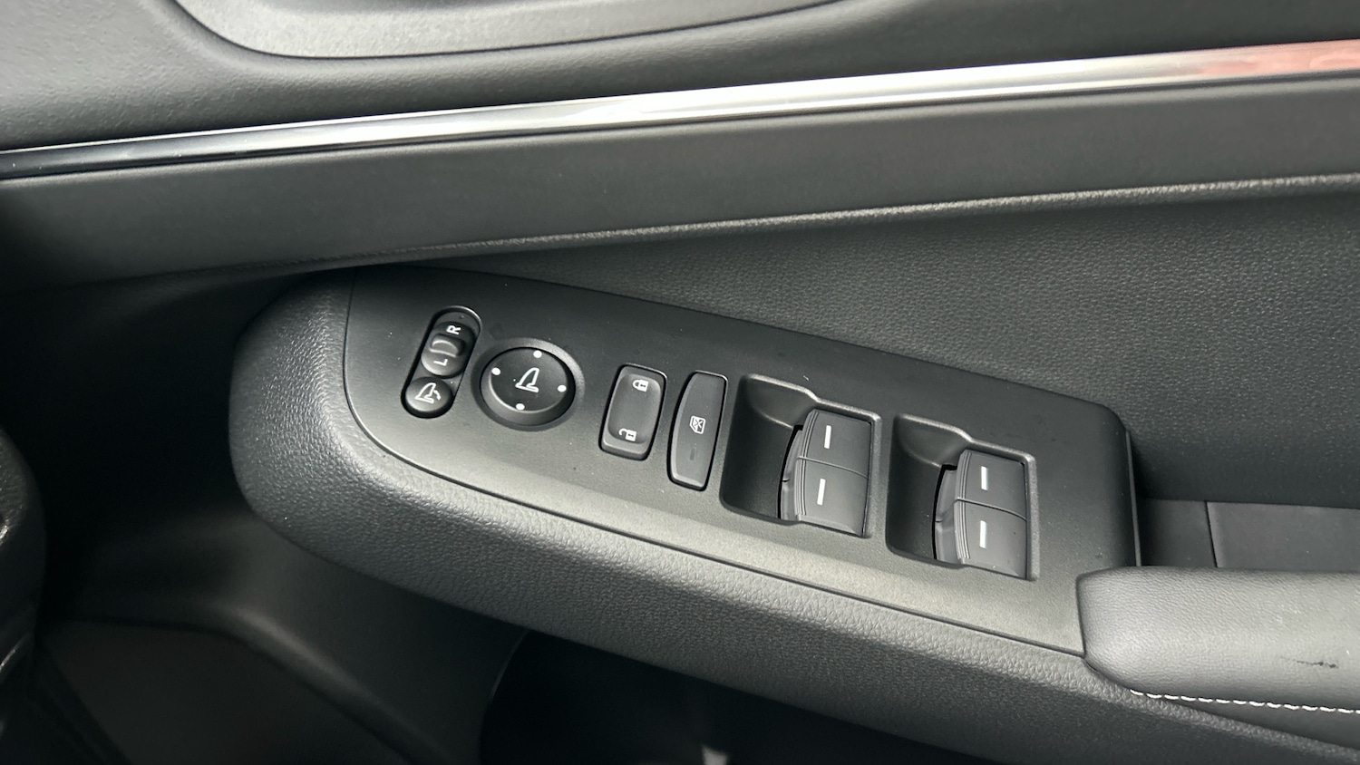 Used Honda HR-V 2025 for sale - 77151053: Photo 18