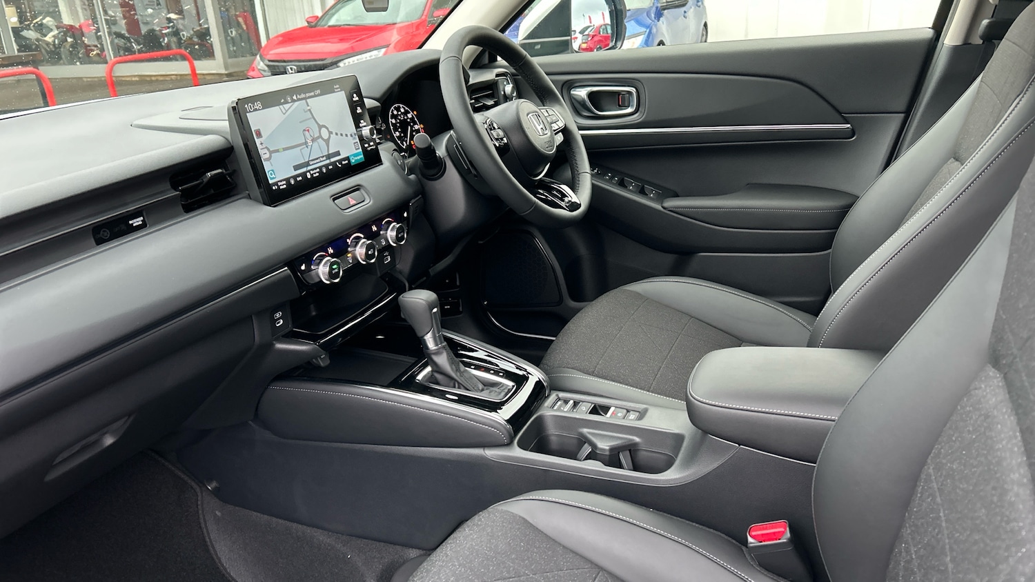 Used Honda HR-V 2025 for sale - 77151053: Photo 2